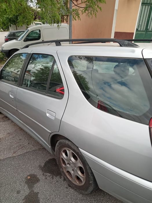 Peugeot 306 2.0 HDi de 1999 Para Pecas: Motor Impecável