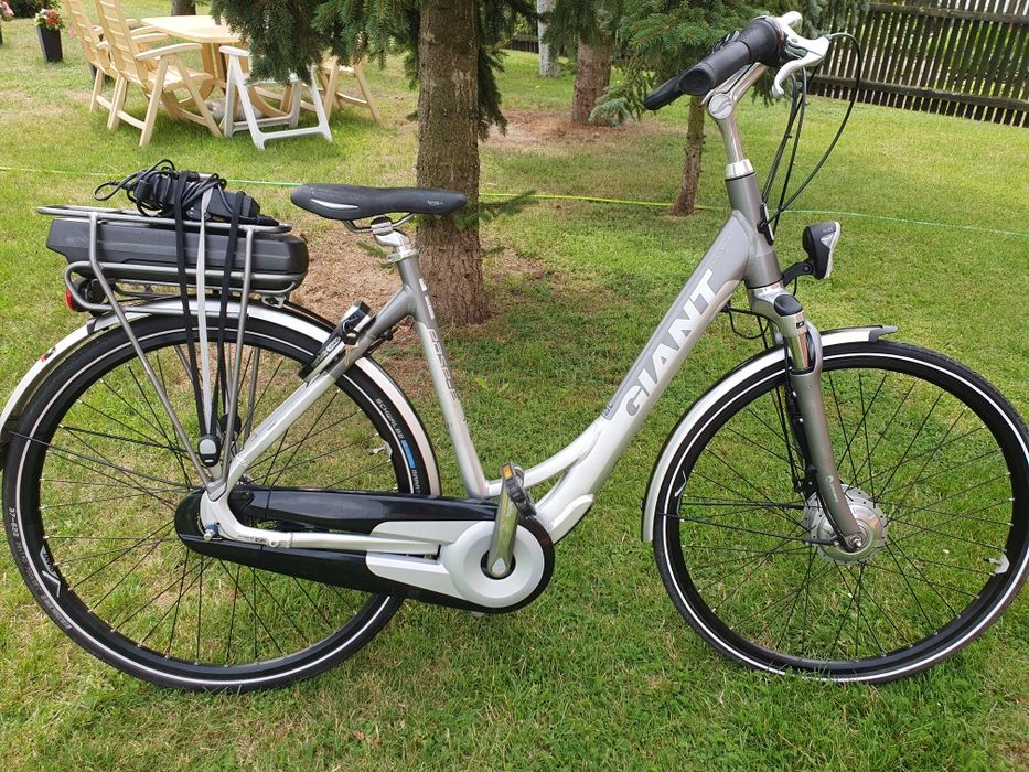 Holenderski rower Elektryczny Giant Hybrid 2024r Jak Nówka!!!