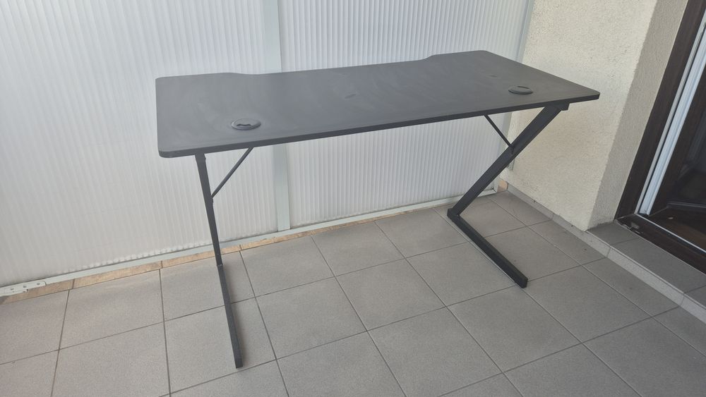 Biurko gamingowe HALSTED 60x120cm