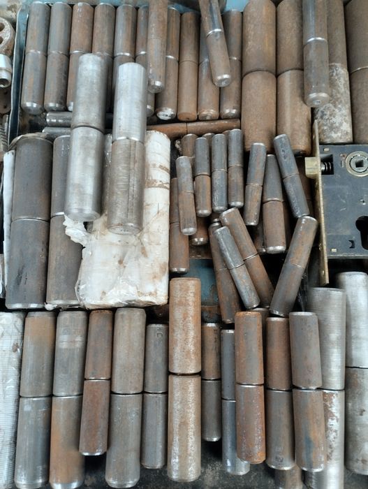 Продам точение завесы,петли для дверей,ворот,калиток