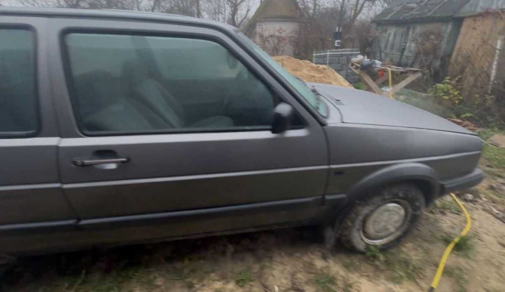 Продам автомобіль гольф 2