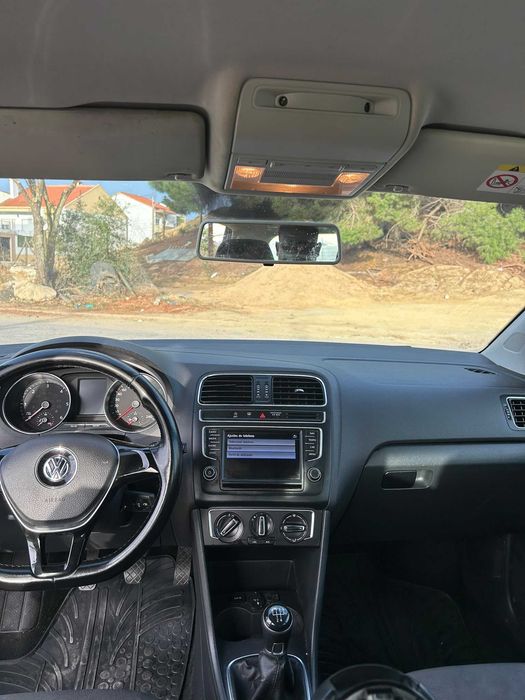 Carro impecável sempre bem estimado