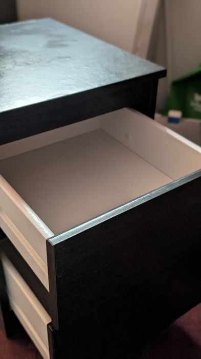 Mesa de Cabeceira "KULLEN"