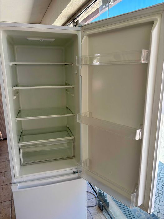 Frigorífico Combinado Confortec CF 8288
