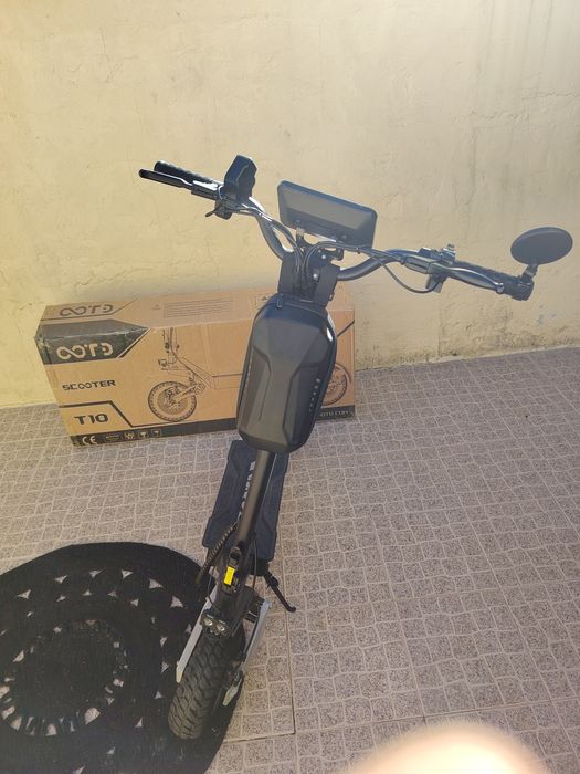 Trotinete Elétrica OOTD T10 - Quase Nova  +Caixa + Bolsa e Retrovisor