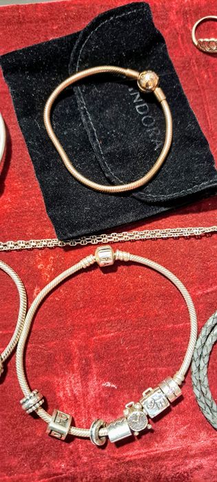 Pandora pratas lote pulseiras aneis e fio.