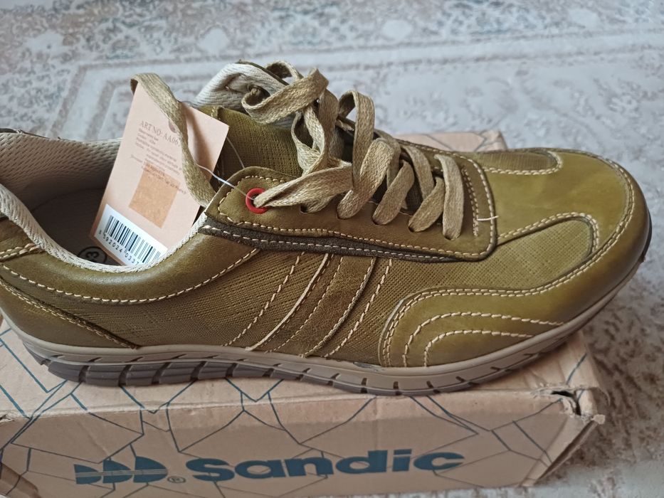 Obuwie męskie Sandic r. 43