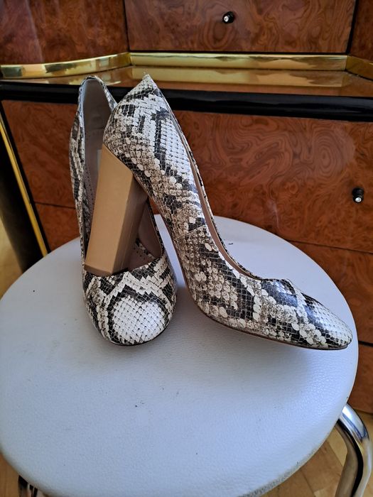 Buty damskie Massimo Dutti 40