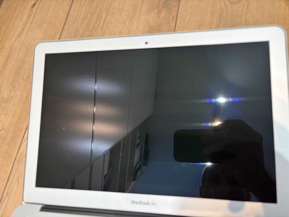 Apple Macbook AIR A1466 2017 I5 8 GB / 128 GB
