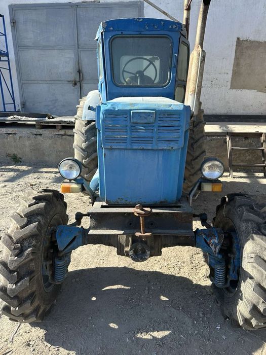 Трактор сільськогосподарський