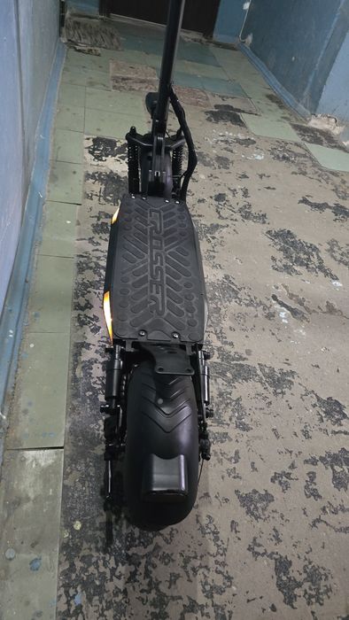 Электросамокат crosser t4
