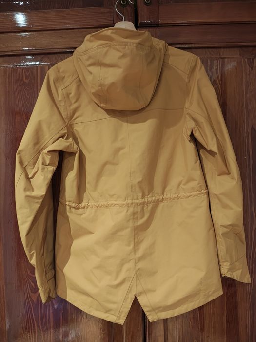 Kurtka przeciwdeszczowa
