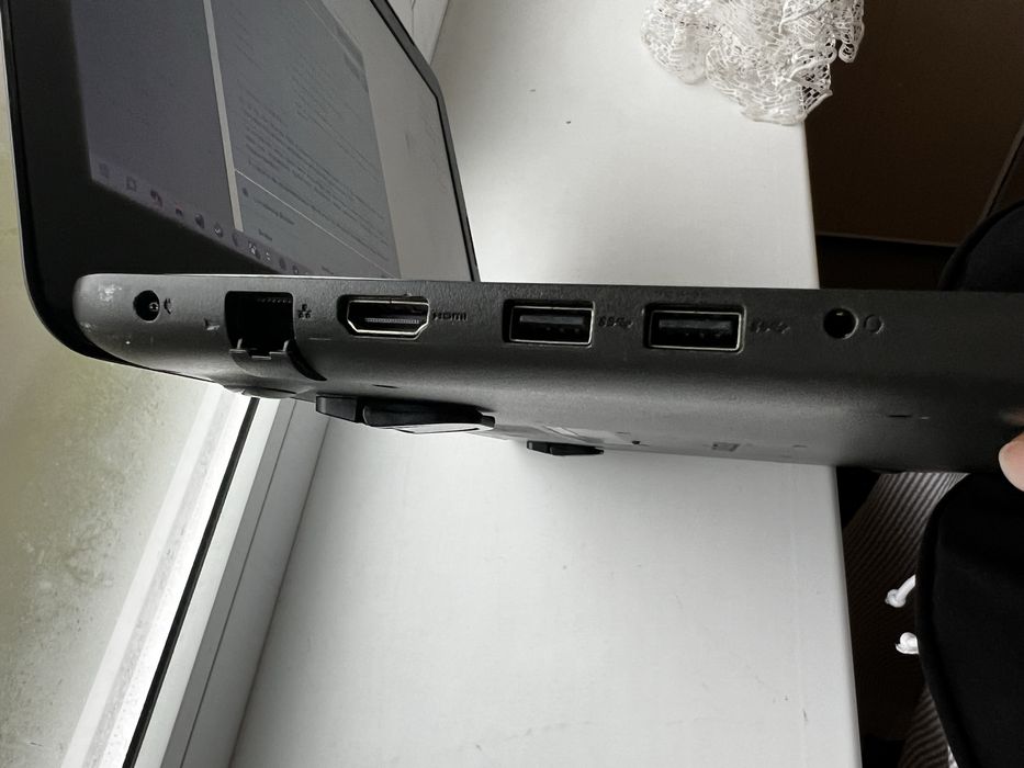 Dell Inspiron 5567/15.6 i7-7500u (4 ядра)/16gb+500gb ssd