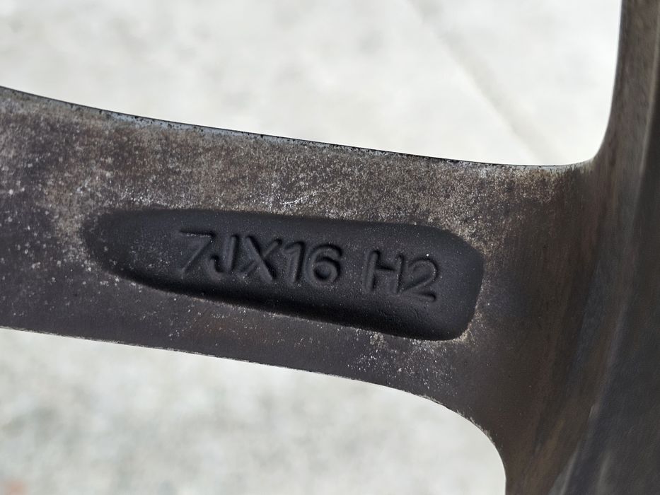 Jantes BMW 16" Originais - c/ Pneus 205.60.16