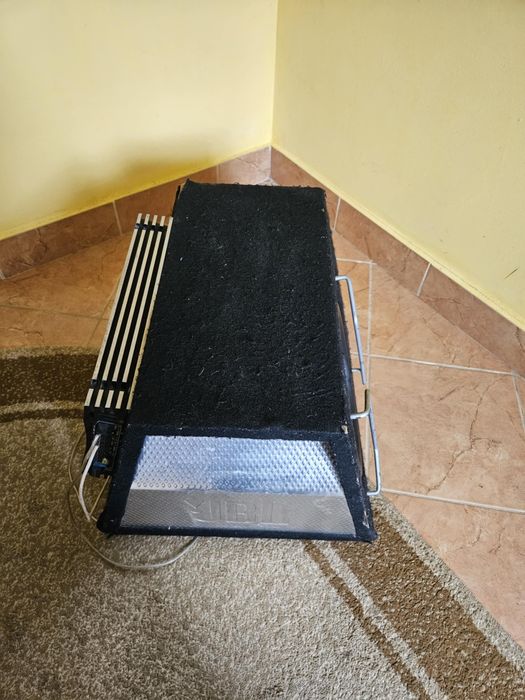 Сабвуфер JBL 1000