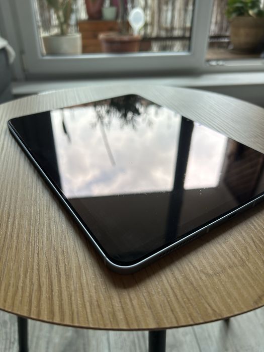 Ipad Air 11” M2 (STAN IGŁA)!! Wi-Fi + Cellular