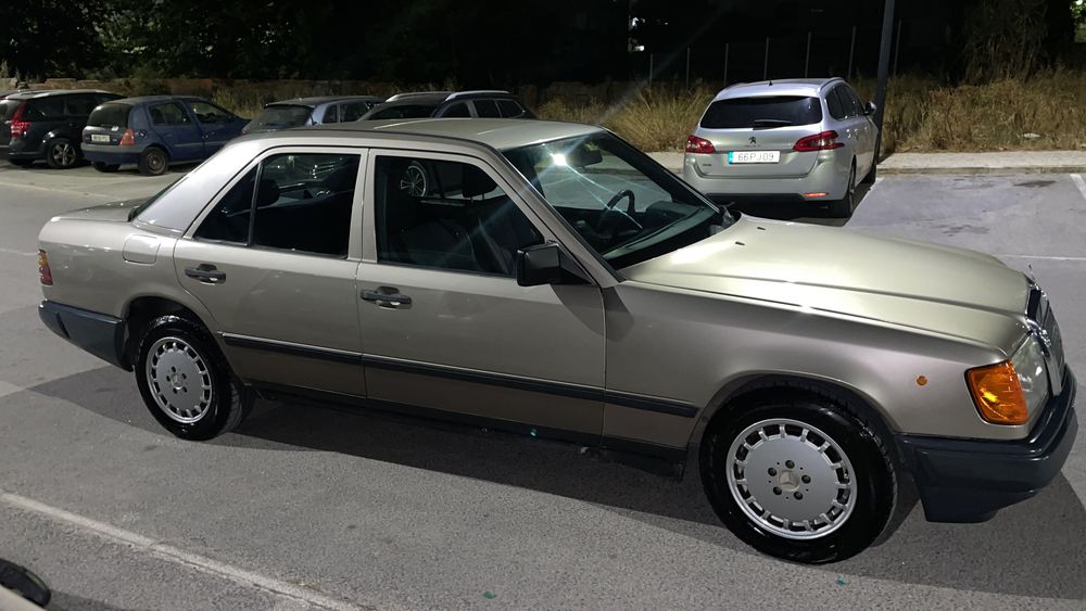 Mercedes W124 300D