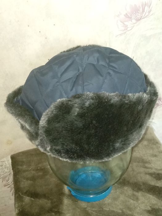Кепки Швейцария 2 шт.