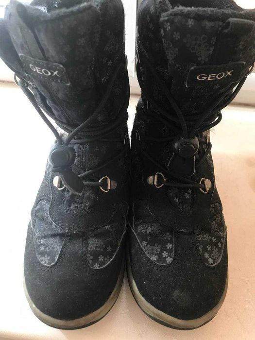 Зимові ботинки торгової марки Geox для дівчинки р/ 31.