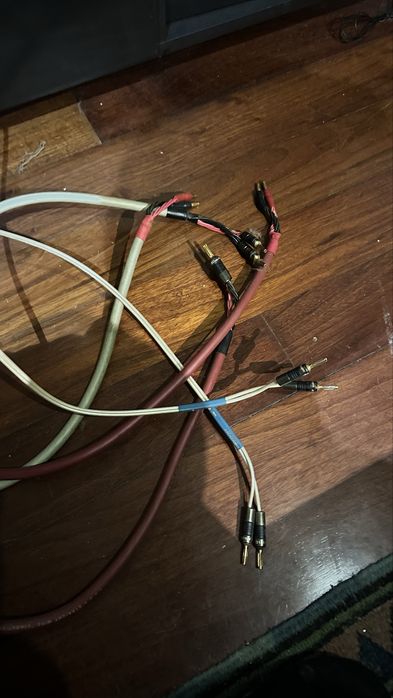 Cabos de audio profissionais QED