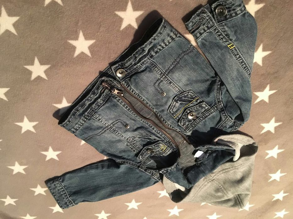 Продається  дитяча джинсова куртка і спортивні штани