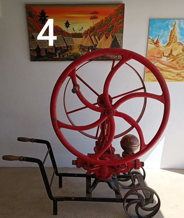 Bombas transfega vinho antigas