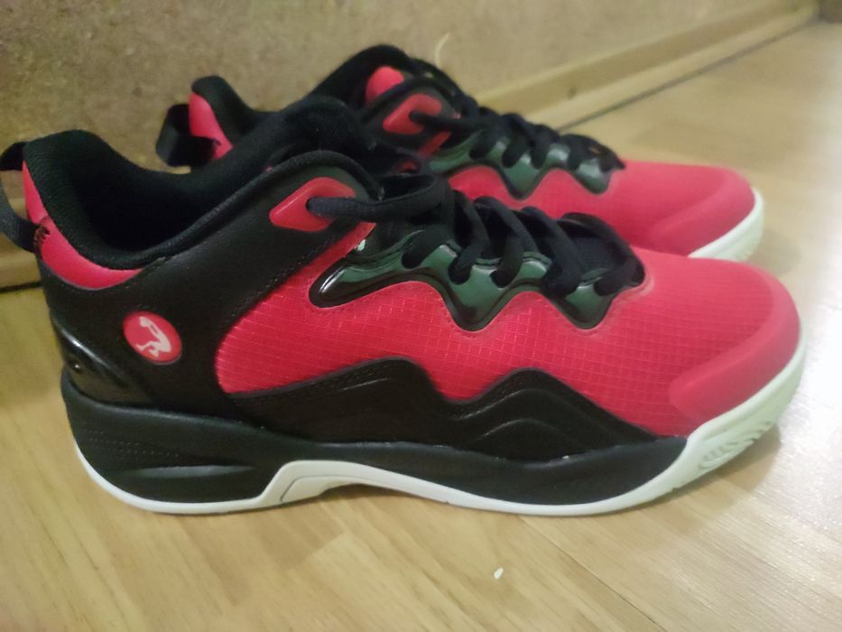 Кросівки shaq amplify 42розмір.Нові.