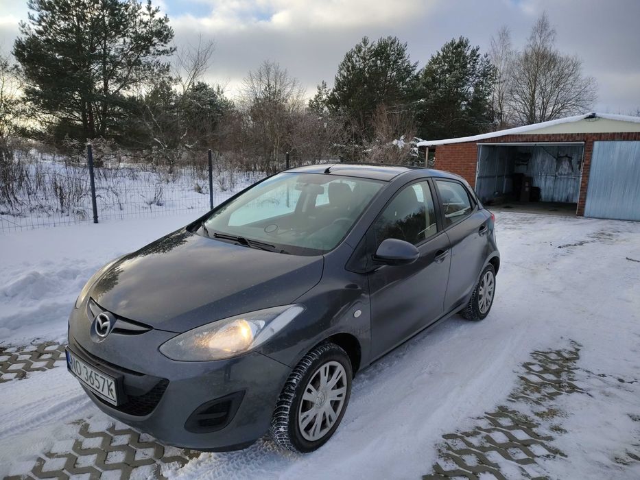 Mazda 2; 1,3 cm3; 2014