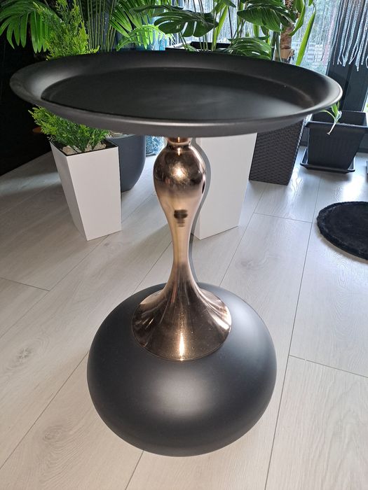 Stolik  kawowy metalowy