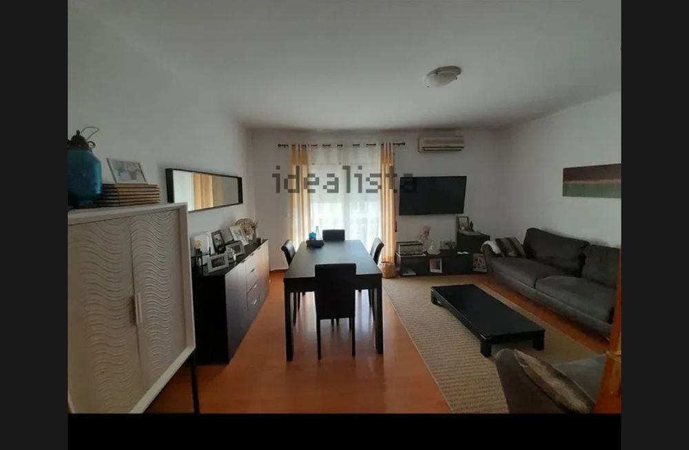 Vendo apartamento pronto a habitar. T3 no centro da vila