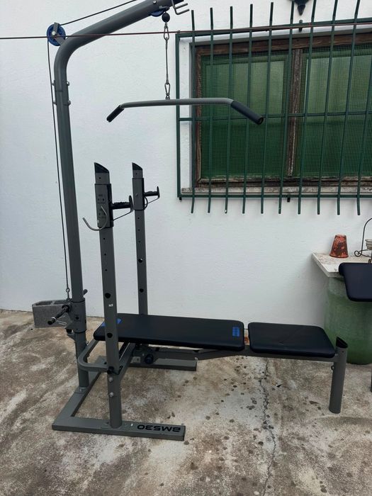 Banco de Musculação Domyos BM530 completo (torre + leg extension)
