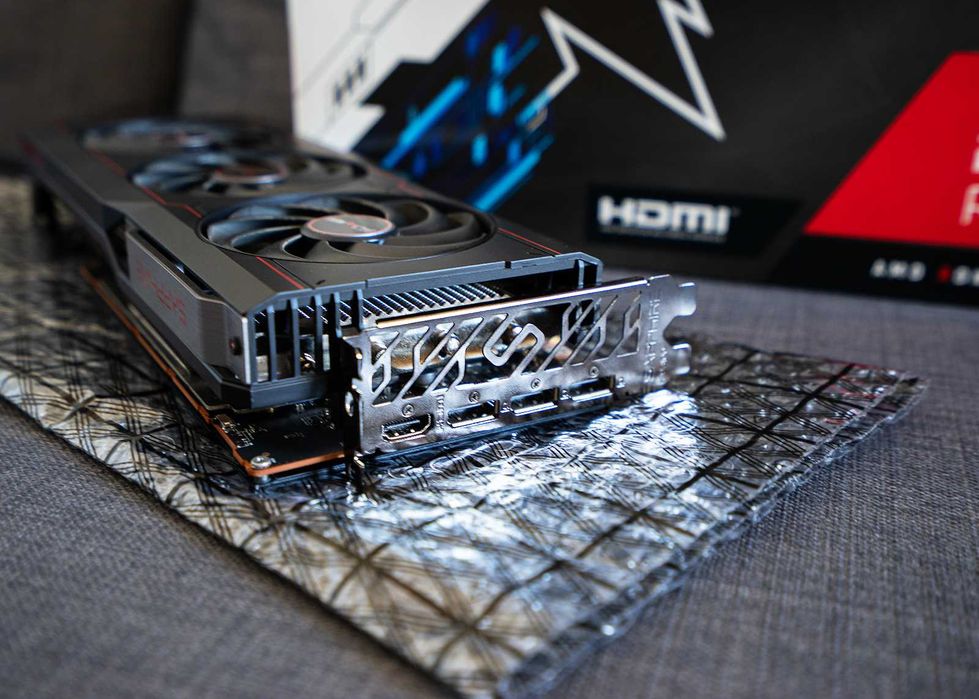 Sapphire Pulse AMD Radeon RX 6800 XT 16 Gb VRAM