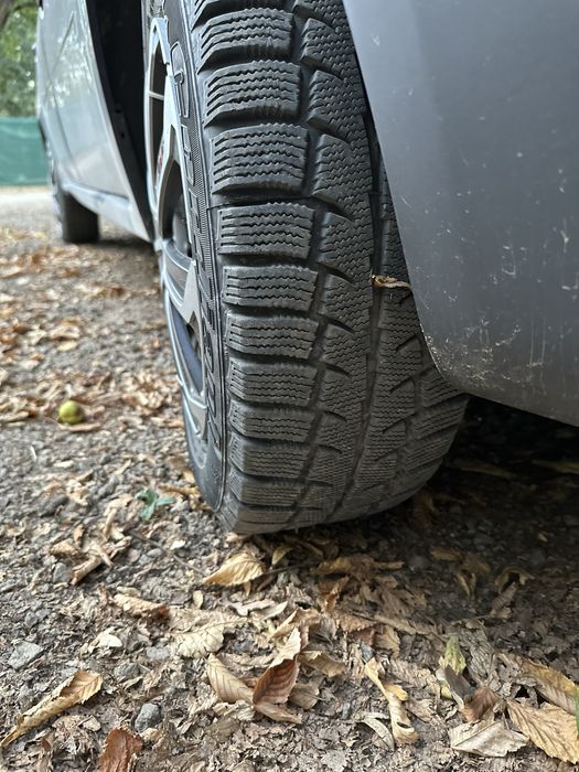 Продам Dacia Logan mcv 2009