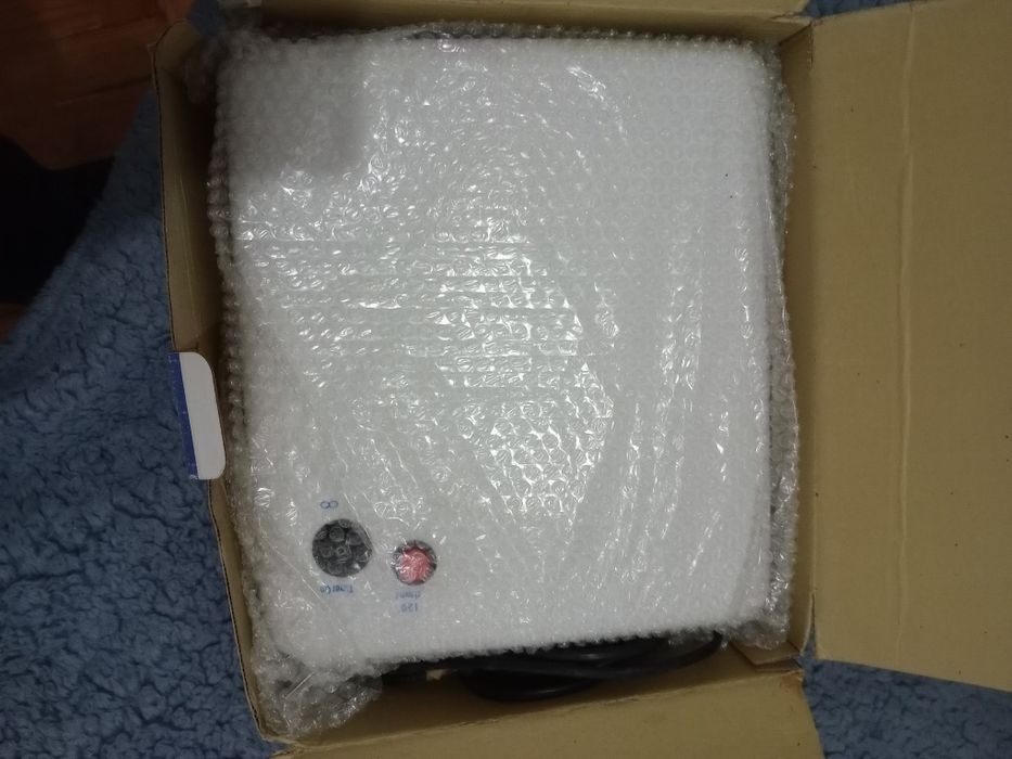 Aspirador e luz UV para unhas de gel