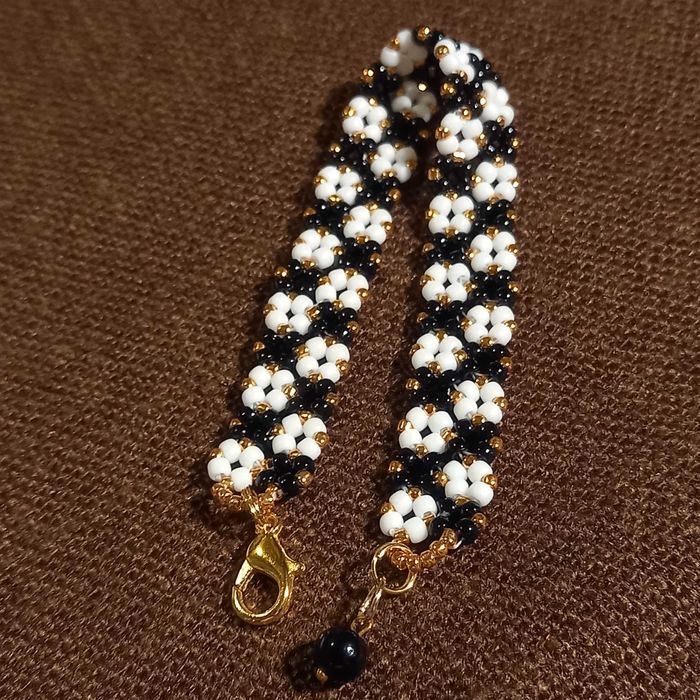 Bransoletka z koralików