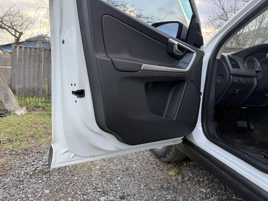 Продам Volvo xc60