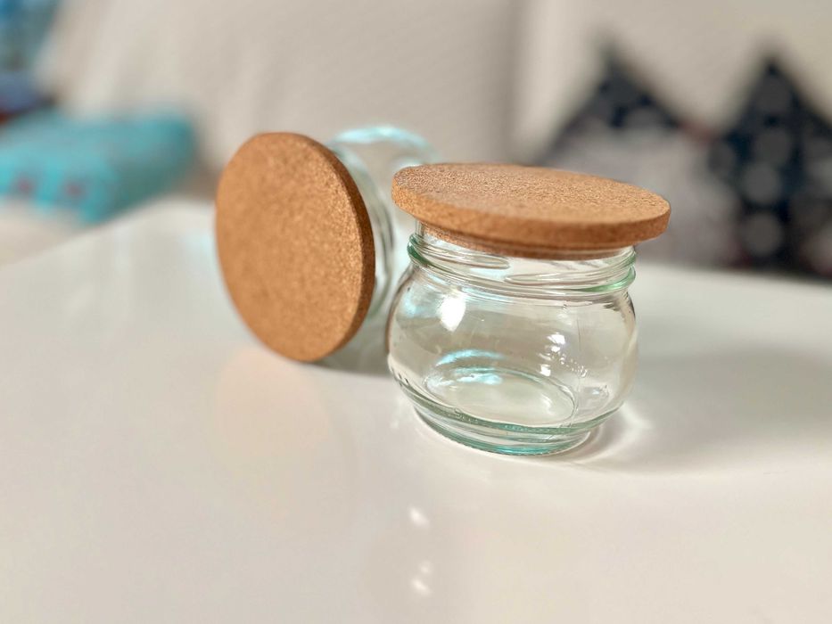 Small Bottles with Cork Lids425652587468564481