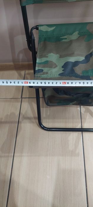 Krzesło turystyczny z torba i uchwytem do noszenia