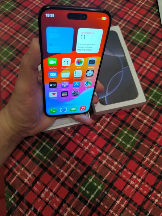 Мобильний телефон Iphone 16 pro max.Е НЮАНС.Зарядка 1v1.Читайте опис.