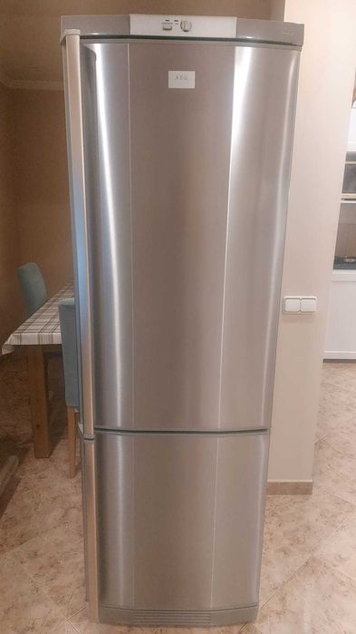 Combinado AEG Santo usado em excelente estado