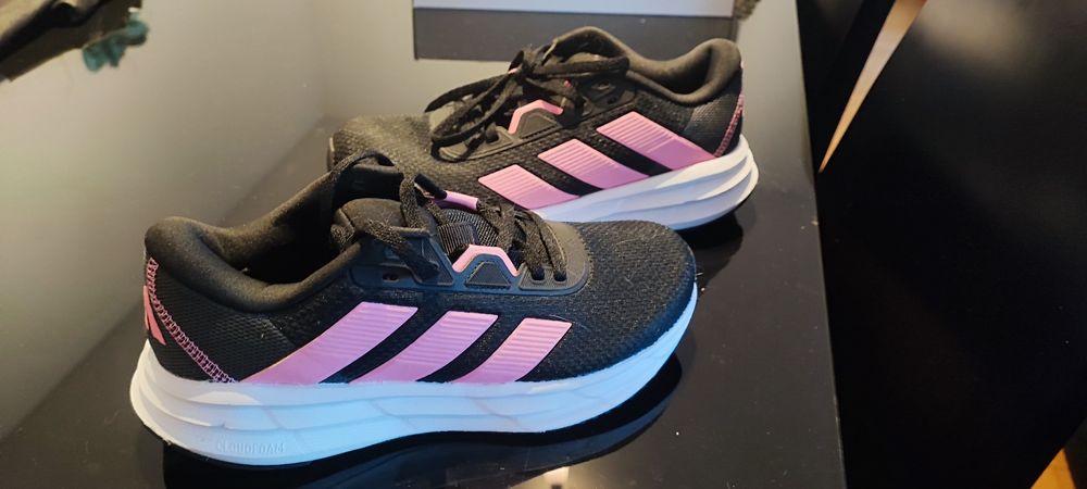 Adidas Cloudfoam Novas