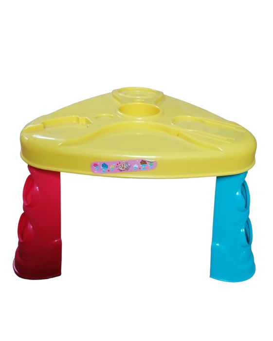 Mesa pequena de atividades