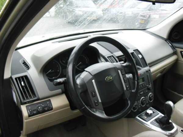 Land Rover Freelander 2 Tablier