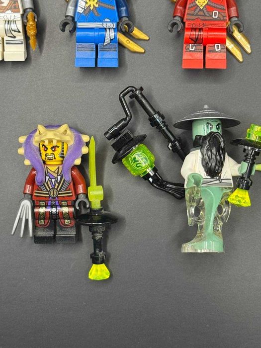 Lego NinjaGo Day of the Departed - Минифигурки НиндзяГо Дня