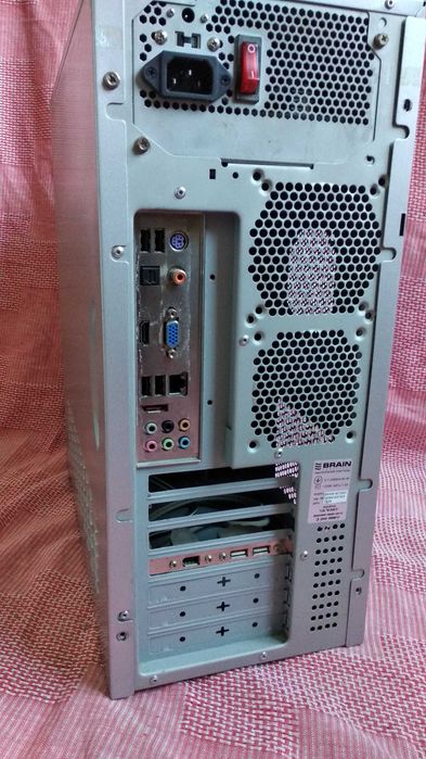 64 X2 5200+\M3N-HT Deluxe\4GB\80Gb