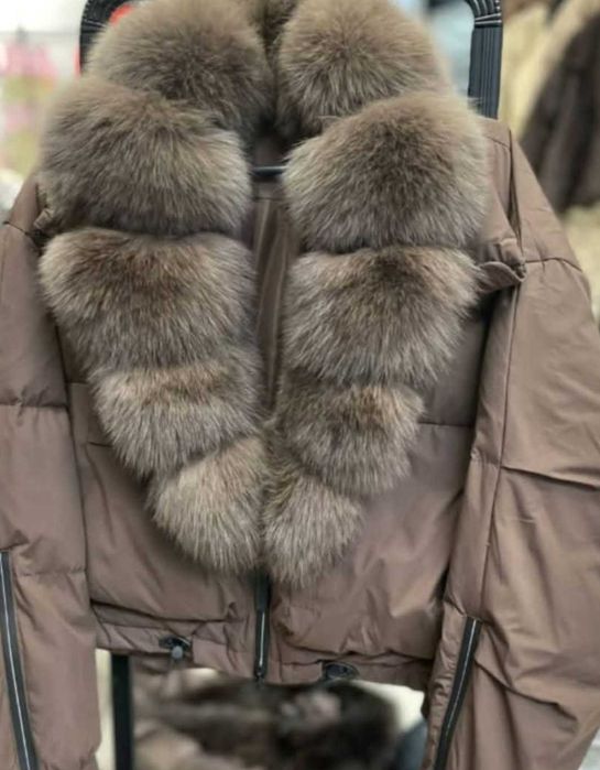 Kurtka puchowa zimowa nowa kolekcja lisy futro