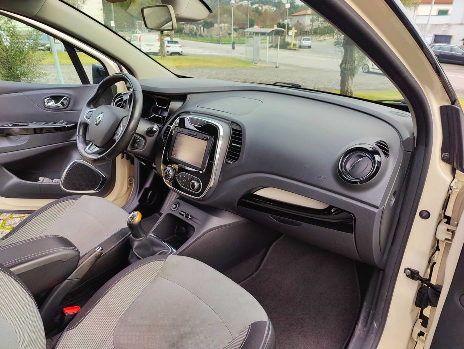 Renault Captur 0.9 TCe Exclusive