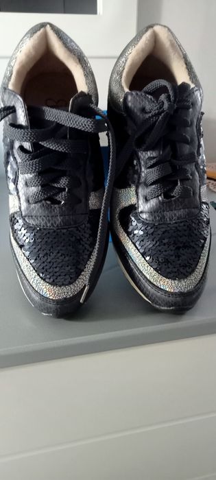 Sapatilhas de senhora novas