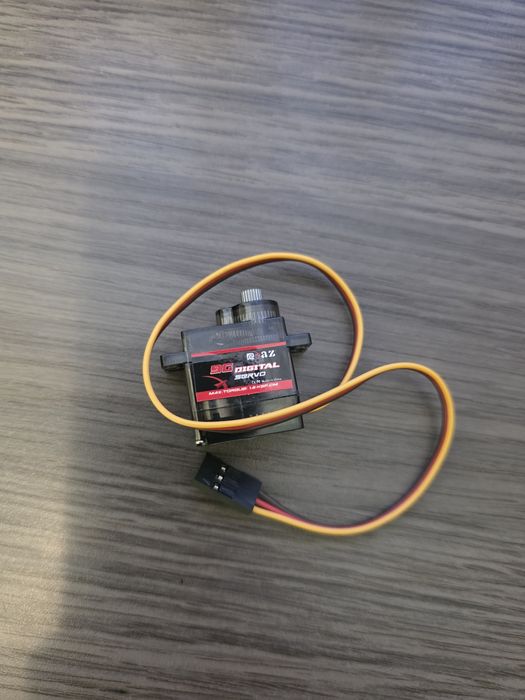 Деталі для rc моделей Traxxas Сервопривід Аккумулятор запчастини