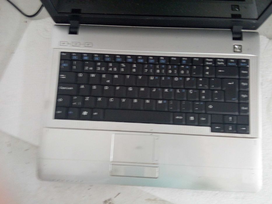 Portatil asus usado